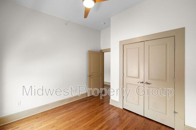 Building Photo - 4244 Chouteau Ave