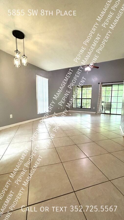 Building Photo - 5855 SW 8th Pl