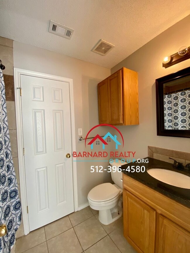 Building Photo - Available July 11: 3 bedroom, 2.5 Bath Duplex with Garage and Fenced Yard