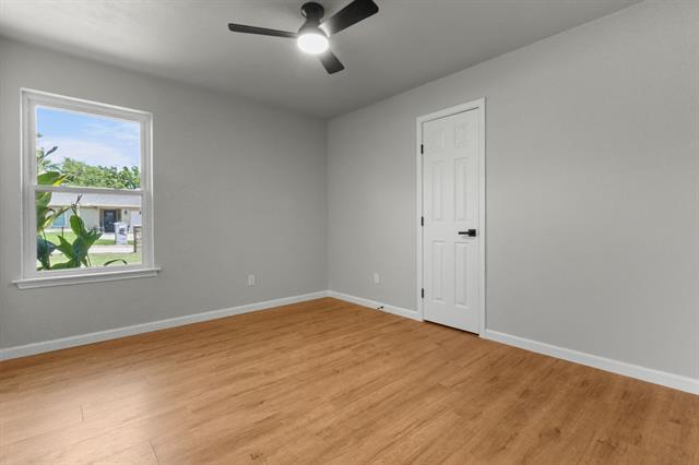 Building Photo - 414 Hallmark Dr