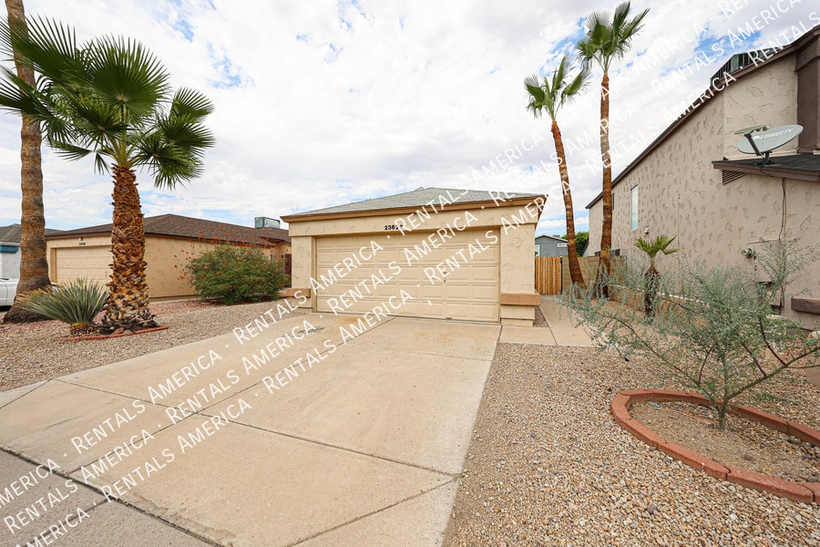 Building Photo - 23622 N 36th Dr