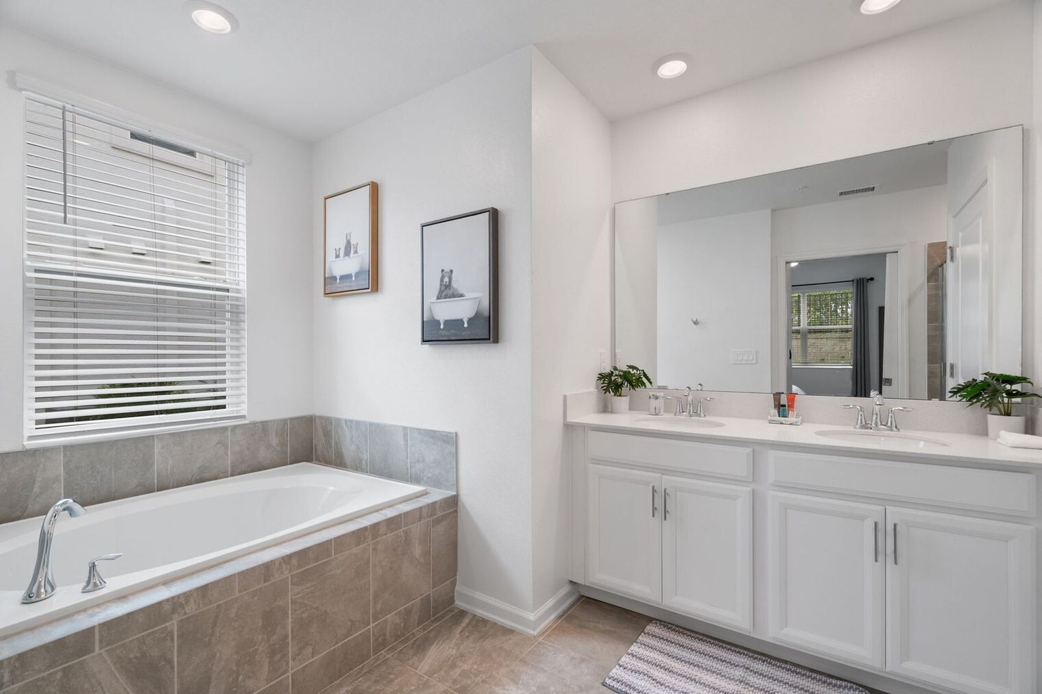 Building Photo - 8889 Cabot Cliffs Dr