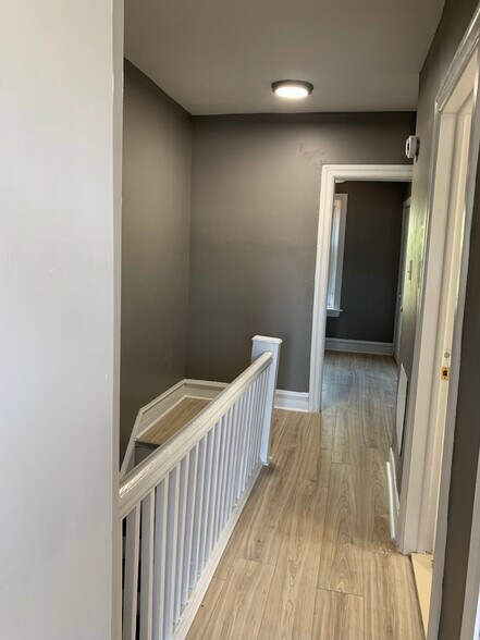 Hall - 5235 Beaumont Ave