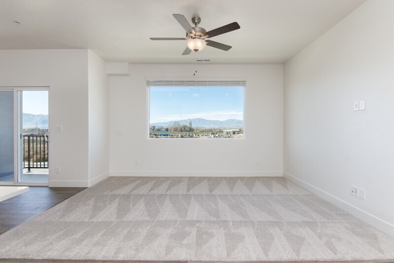 Building Photo - 362 S 1080 W