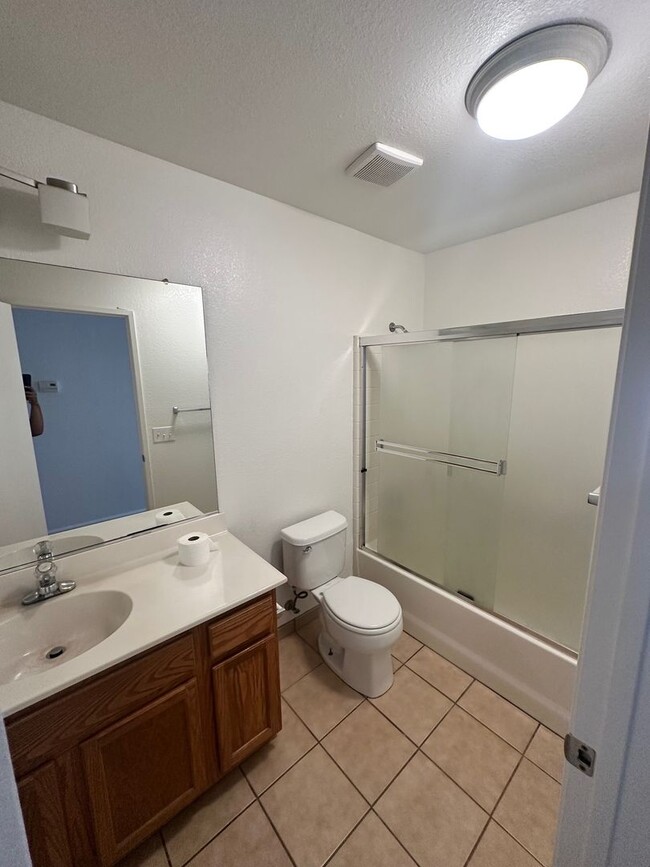 Building Photo - Move-In Special: 1/2 Off 1st Months Rent