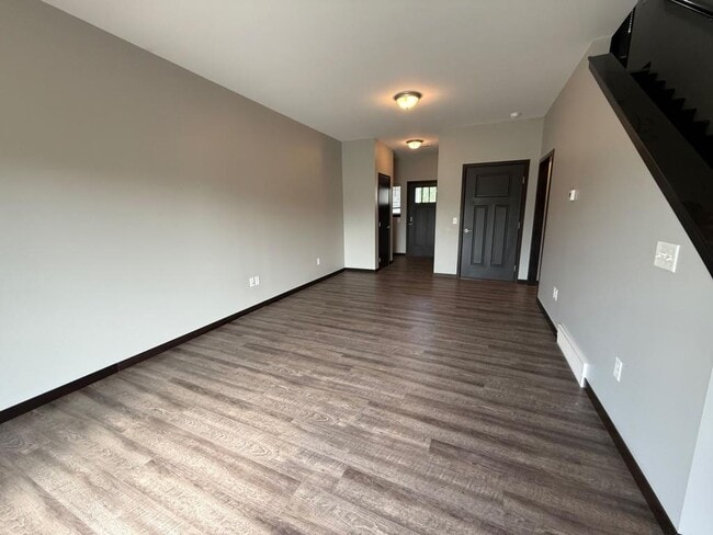 Building Photo - 1538 Ohana Ave