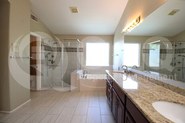 Building Photo - 4604 E Prickly Pear Trail