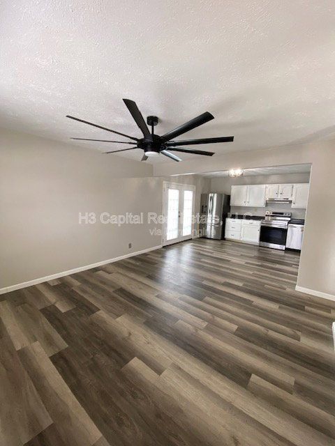 Building Photo - 1400 30th St