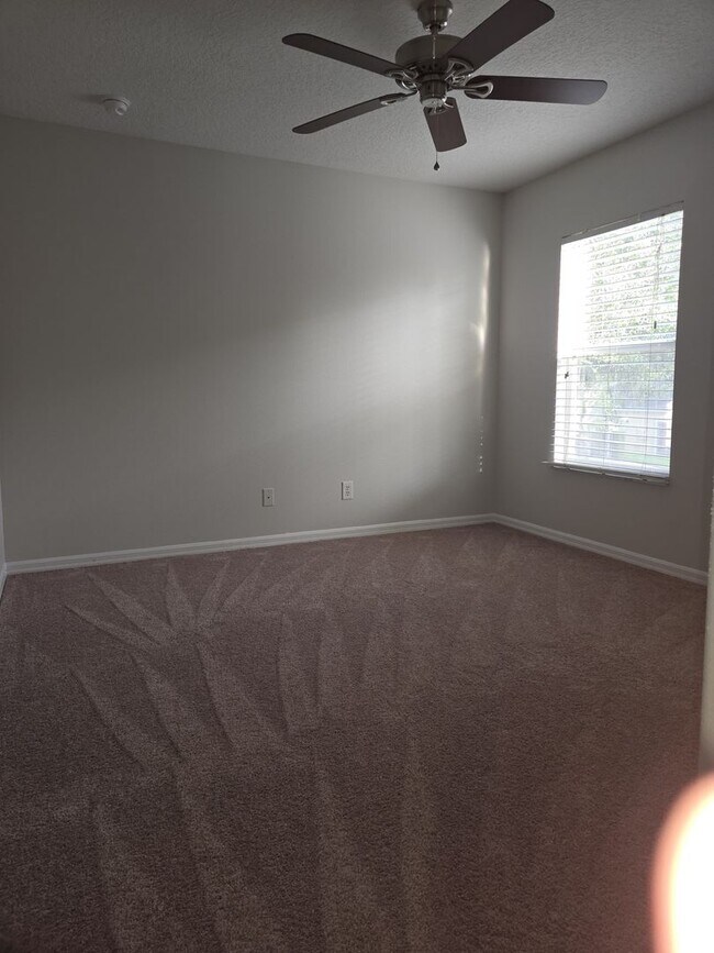 Building Photo - Waterford Trails: 5 Bedroom+ loft, 3 Bath, 2 Car Garage.