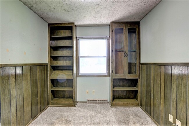 Building Photo - 6404 Camp Phillips Rd