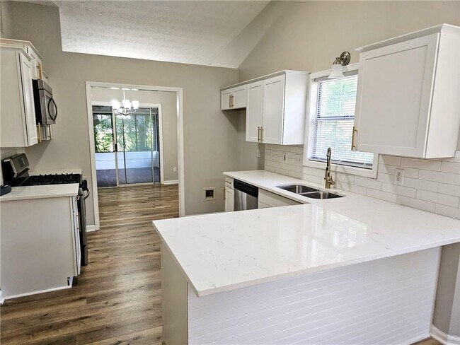 Building Photo - 4093 Chapel Mill Bend