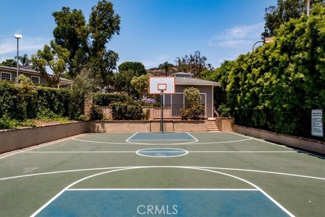 Building Photo - 27 N Vista De Catalina