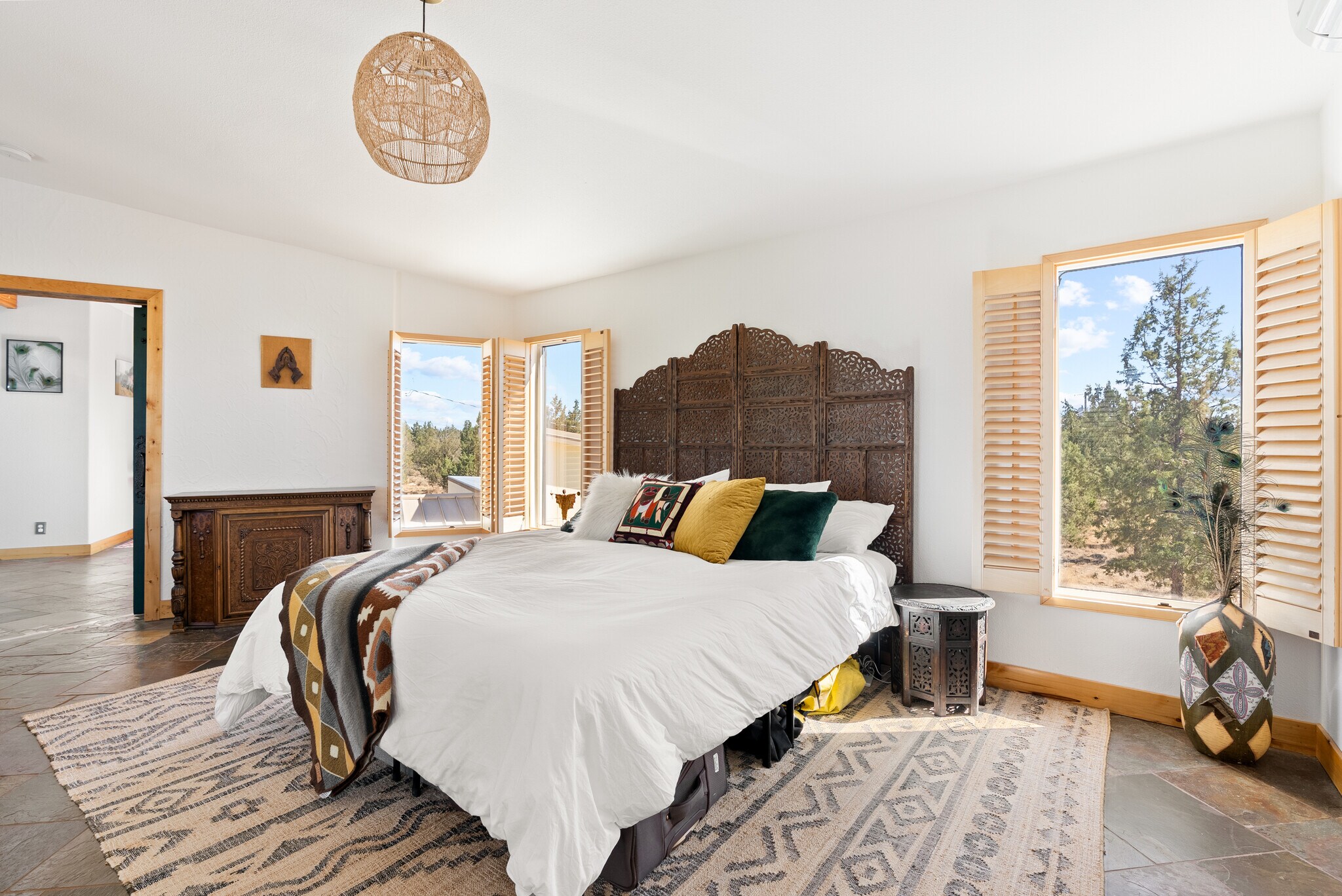 Building Photo - 4455 NE Vaughn Ave