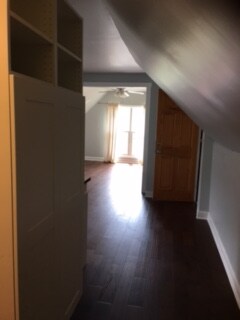 Building Photo - 425 Sherman Ave