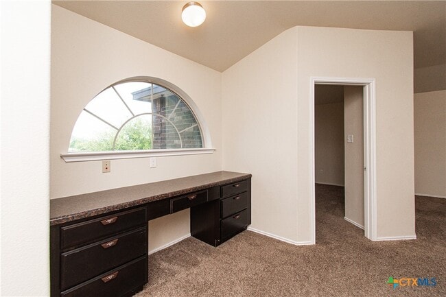 Building Photo - 6509 Creek Land Rd
