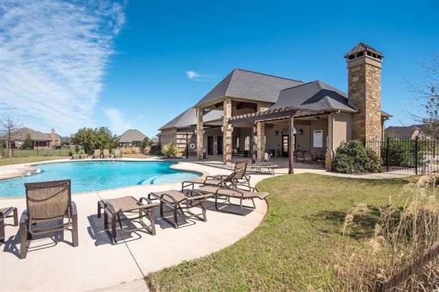 Building Photo - 301 Oar Wood Dr
