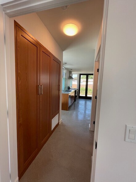 Building Photo - 1763 S Crescent Heights Blvd