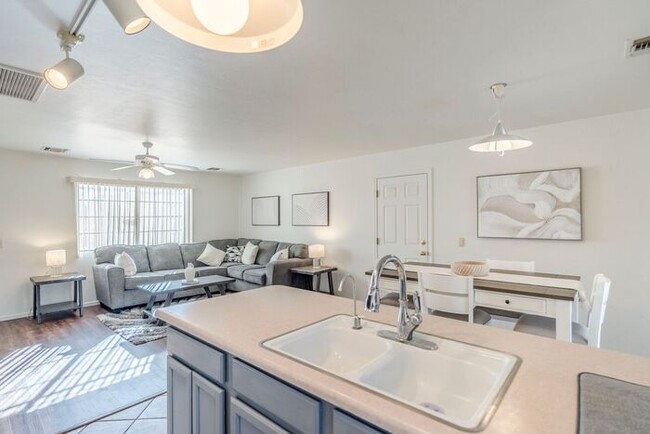 Building Photo - Turnkey Charm in Green Valley – Furnished Townhome with Gated Serenity!