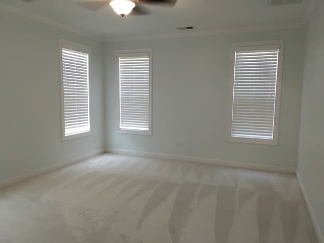 Building Photo - 4 Bedroom home in Beaufort
