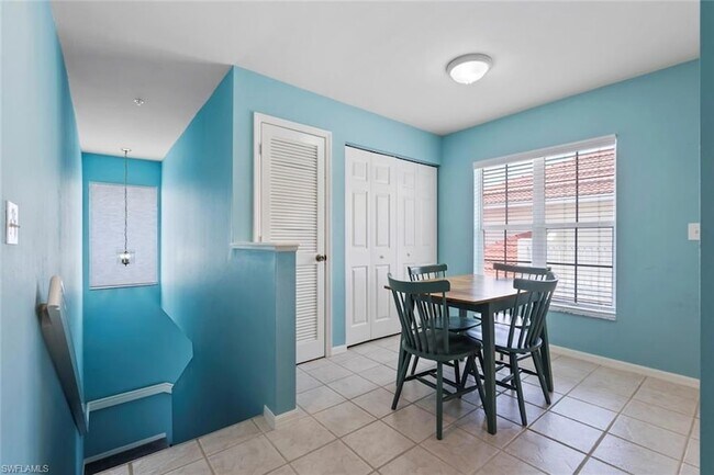 Building Photo - 4970 Deerfield Way