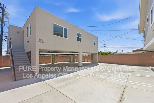 Building Photo - 1536 W 205th St