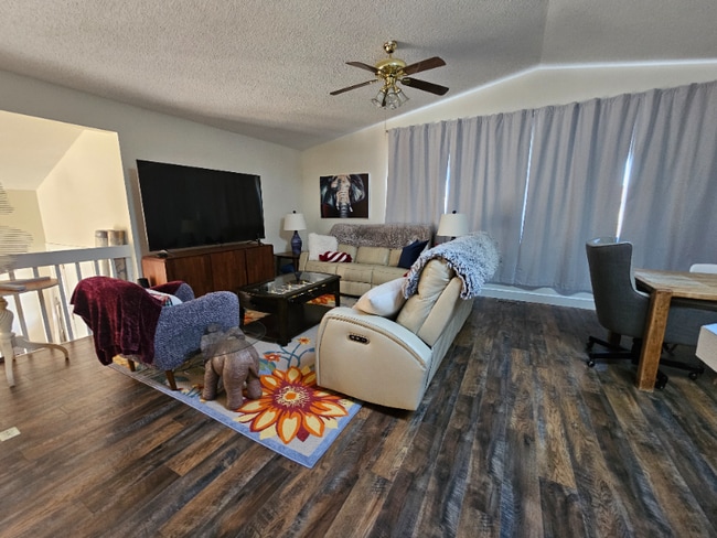 Building Photo - 8060 Woody Creek Dr