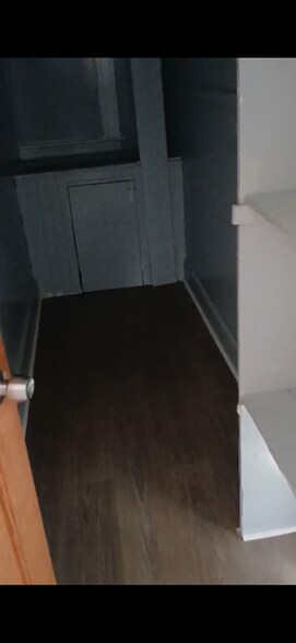 Building Photo - 42 Erwin Pl