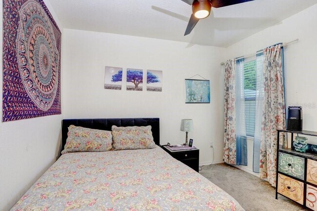 Building Photo - 17020 Oval Rum Dr