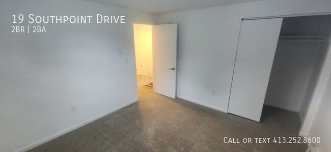 Building Photo - 19 Southpoint Dr