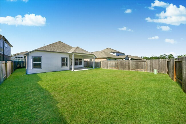 Building Photo - 11834 Maple Oak Dr