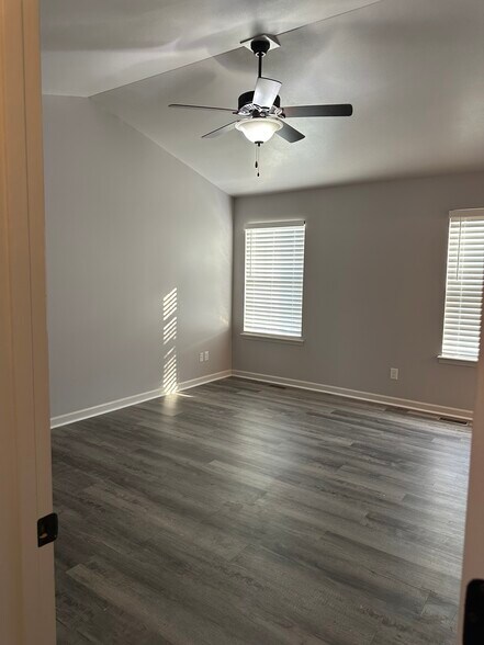 Building Photo - 428 Ramblewood Way