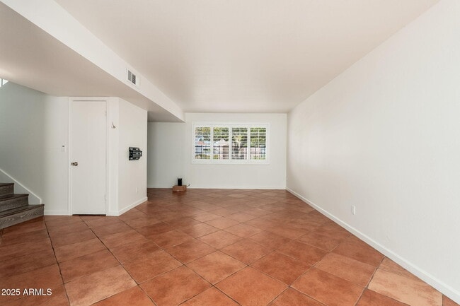 Building Photo - 7684 E Minnezona Ave