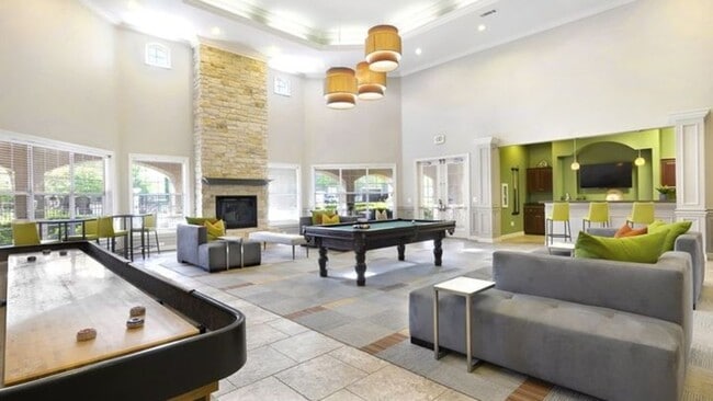 Building Photo - 12041 Dessau Rd