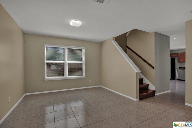 Building Photo - 650 Freiling