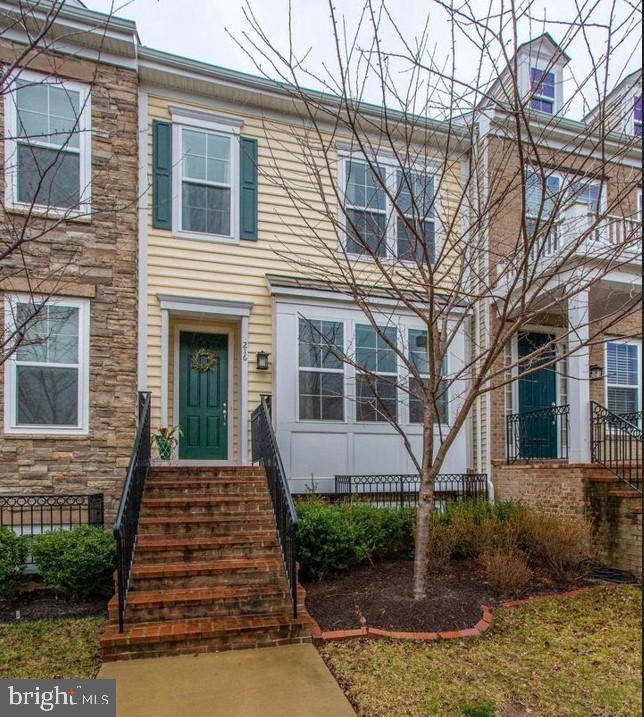 Building Photo - 216 Apricot St