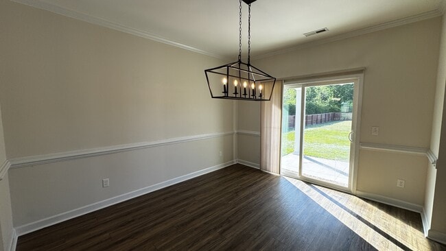 Building Photo - 330 James Hedrick Ct