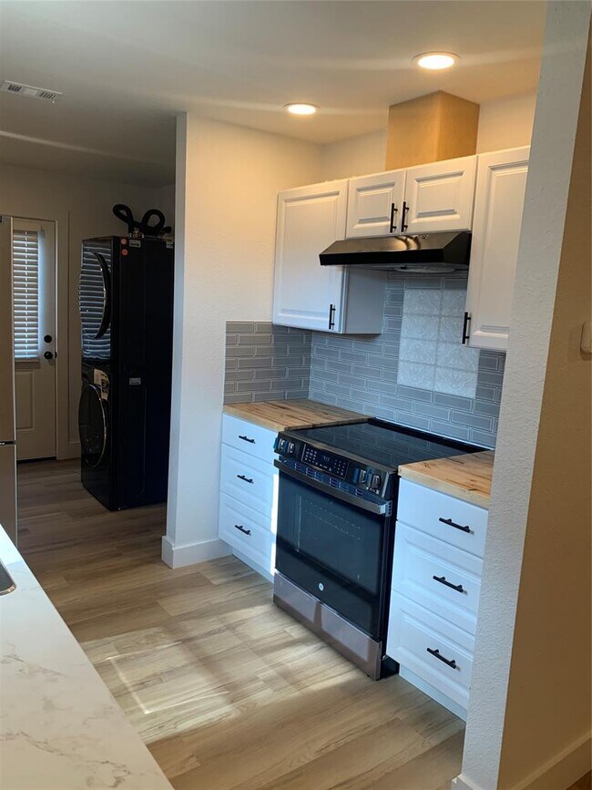 Building Photo - 119 Faubion Dr