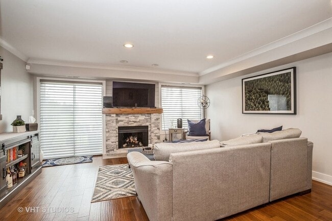 Building Photo - 546 E Windgate Ct