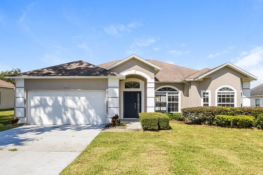 Primary Photo - 1409 Center St