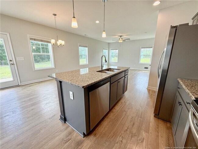 Building Photo - 39 Princelet Pt