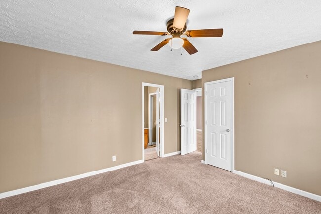 Building Photo - Three Bedroom Ranch in Franklin