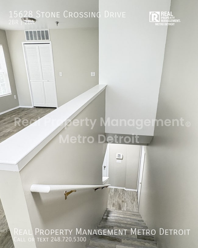 Building Photo - 15628 Stone Crossing Dr
