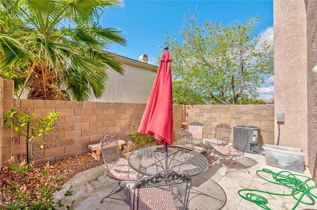 Building Photo - 1633 Cave Spring Dr