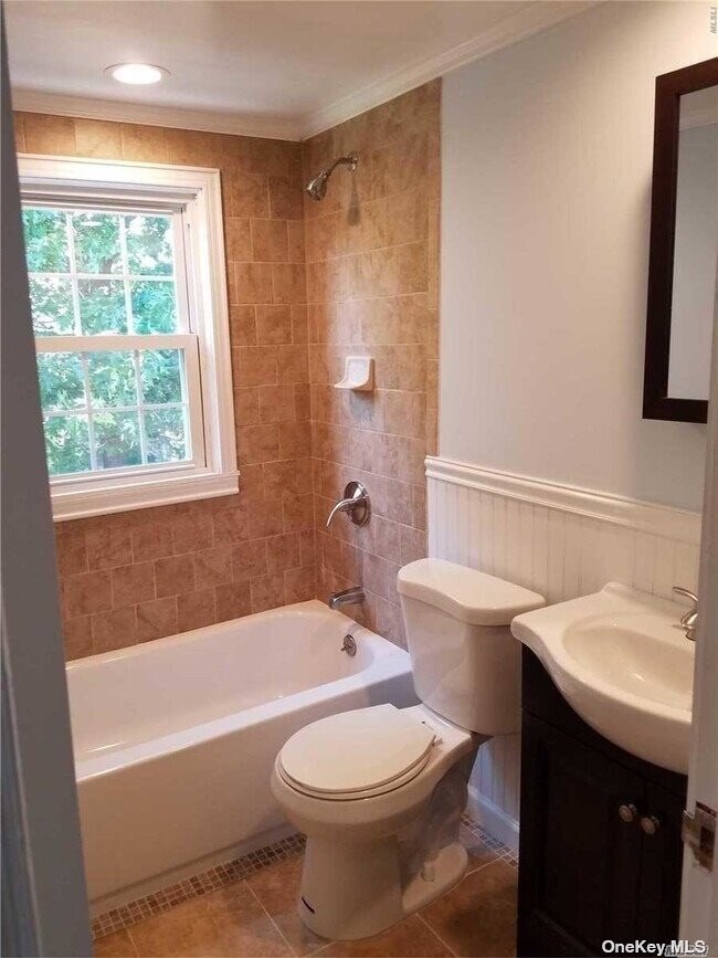 Building Photo - 24 Linhurst Pl