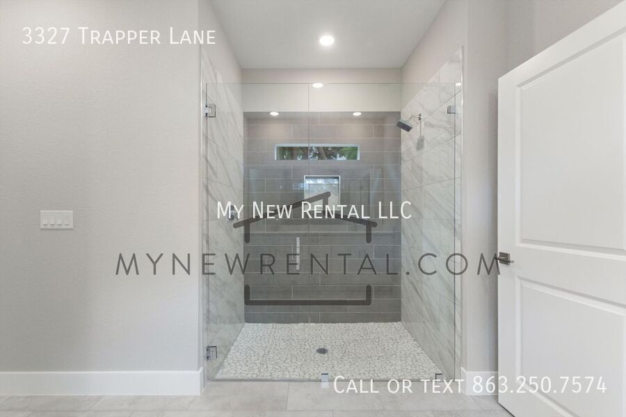 Building Photo - 3327 Trapper Ln