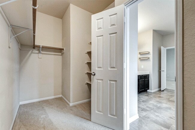 Building Photo - 7638 Alum Ln