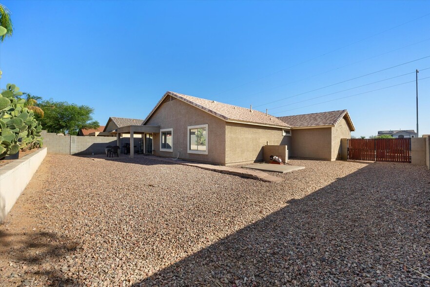 Building Photo - 7646 E Covina St