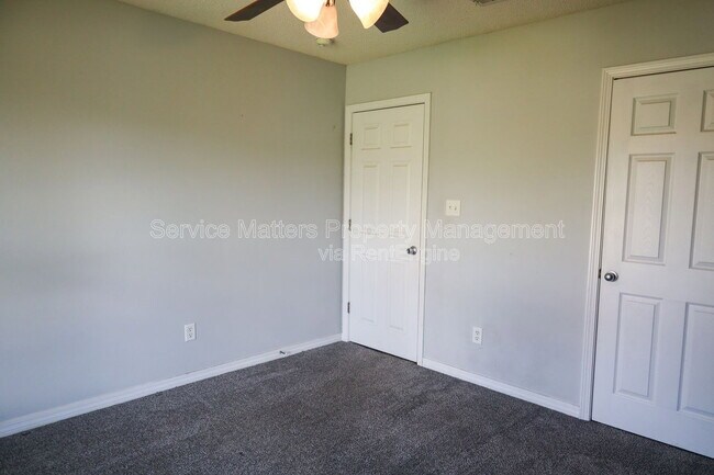 Building Photo - 5079 Cocoa Dr