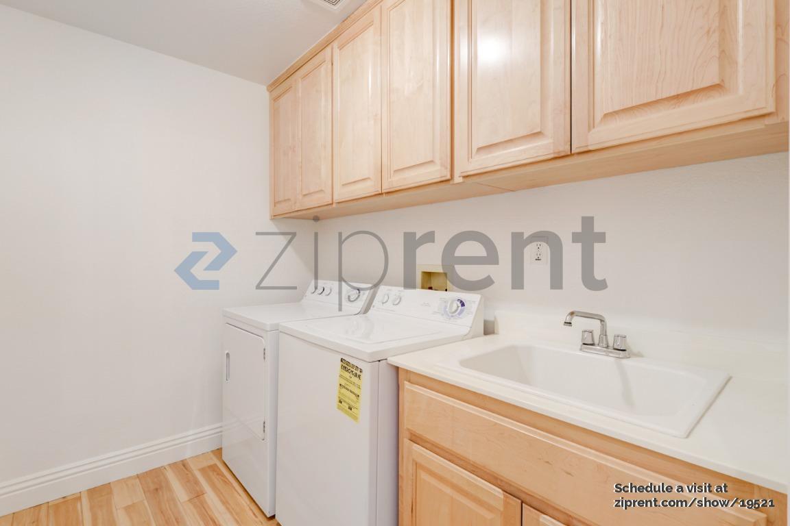 Building Photo - 430 Antelope Ridge Way