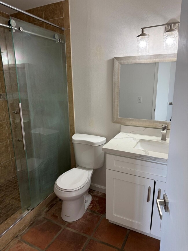 Building Photo - 82118 Oleander Ave